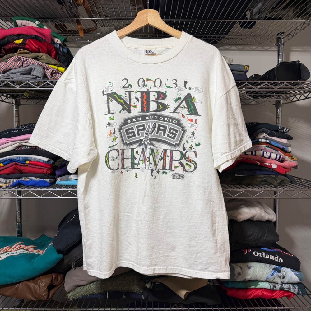 Vintage San Antonio Spurs 2003 NBA Champs T-Shirt Men's XL White Graphic Tee
